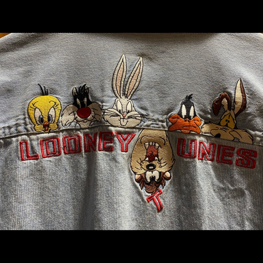 Looney Tunes WB Embroidered Button Up L/S Shirt
